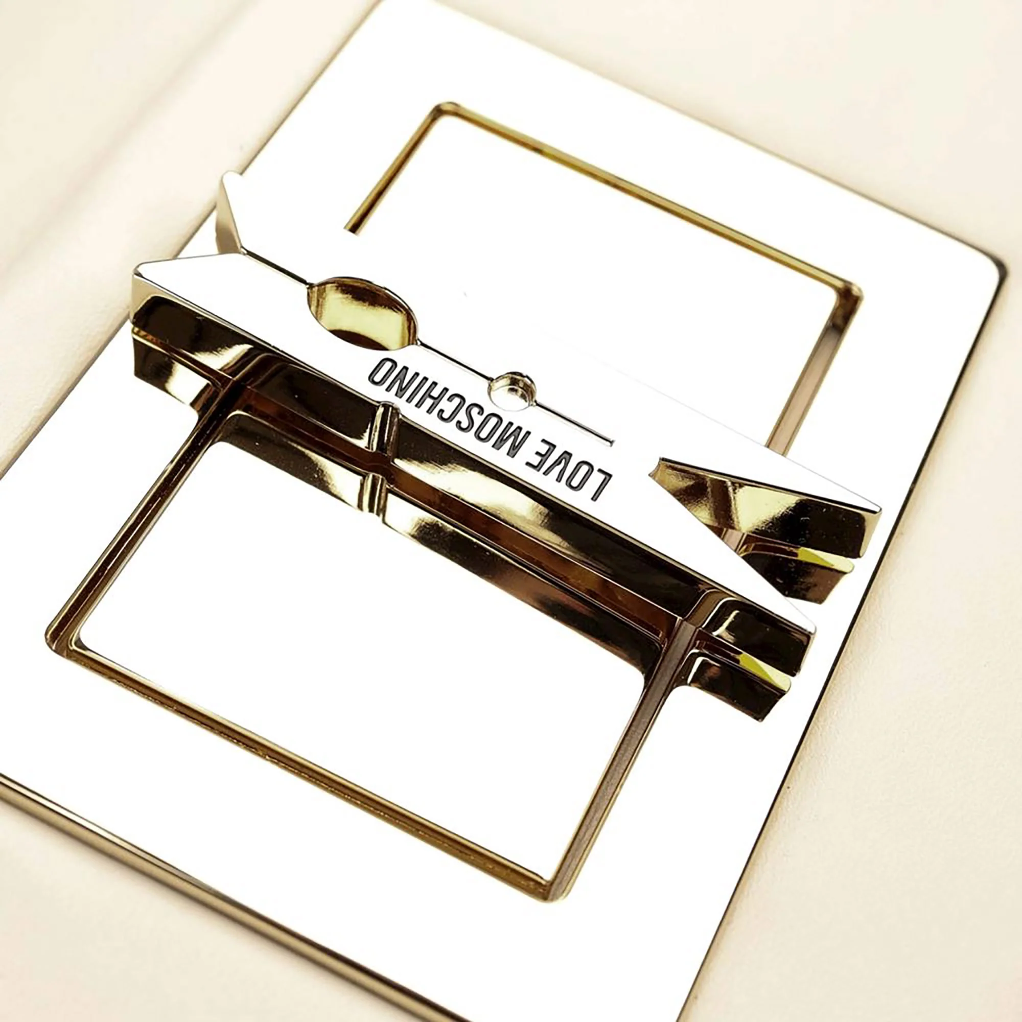 Borsa a mano con placca e molletta frontale avorio - Image 4