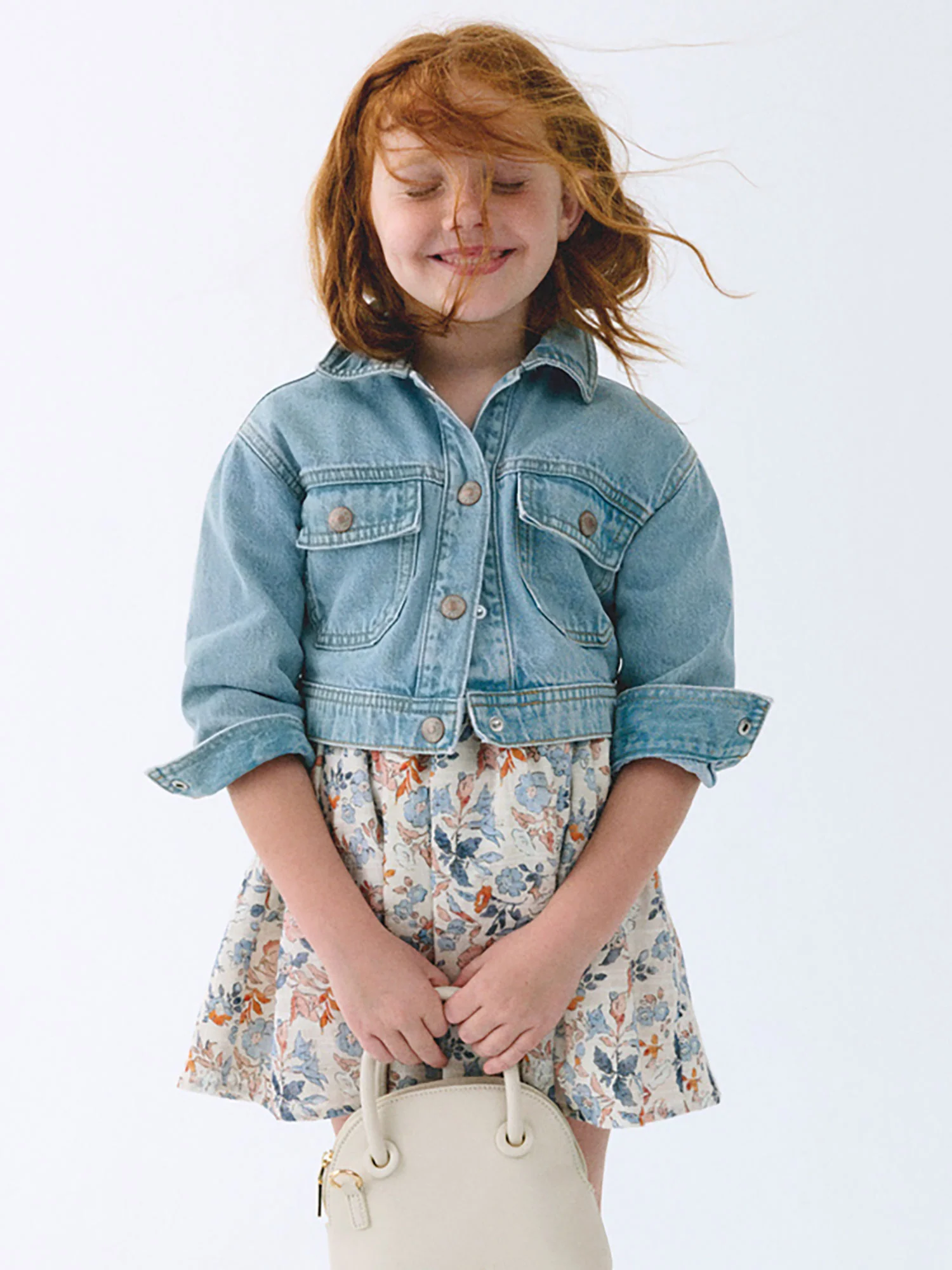 Giubbino Mayoral Bambina con bottoni in jeans denim chiaro - Image 4