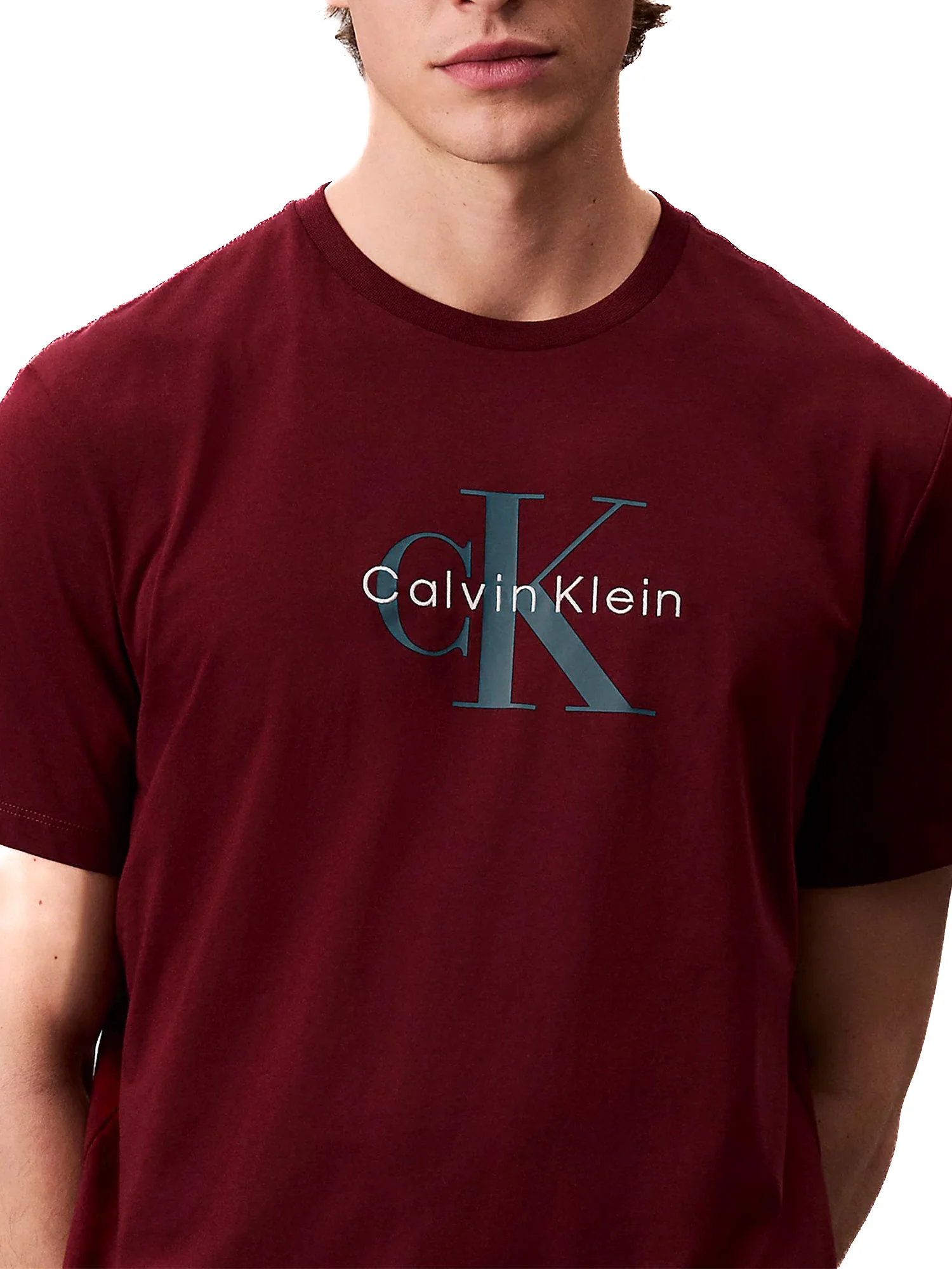 T-shirt Calvin Klein con logo frontale bordeaux - Image 4